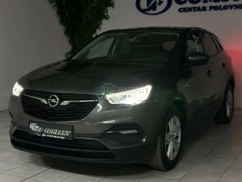 Opel Grandland X 1.2 INNOVATION