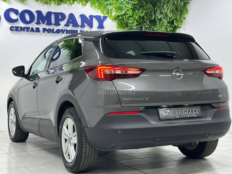 Opel Grandland X 1.2 INNOVATION