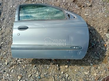 Prednja desna vrata za Renault Megane