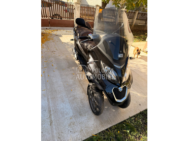 Piaggio mp3 business