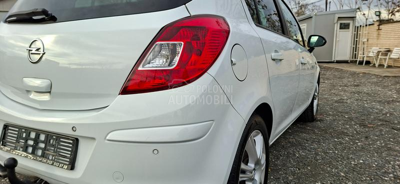 Opel Corsa D 1.2 REZERVISA NO
