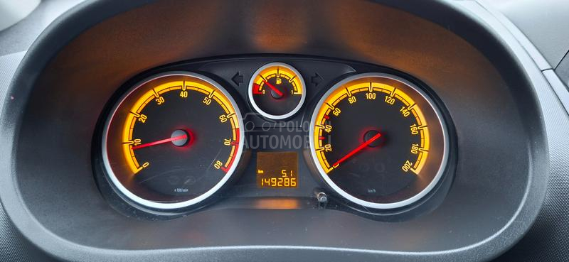 Opel Corsa D 1.2 REZERVISA NO