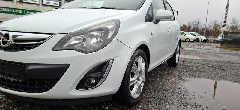Opel Corsa D 1.2 LPG COSMO NA VI