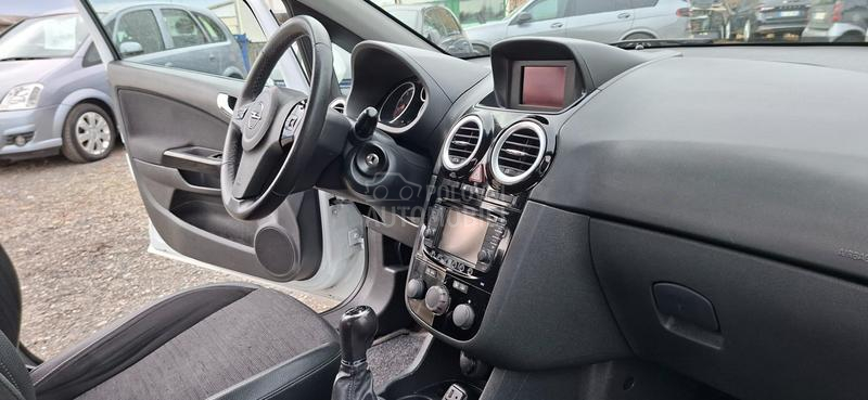 Opel Corsa D 1.2 REZERVISA NO