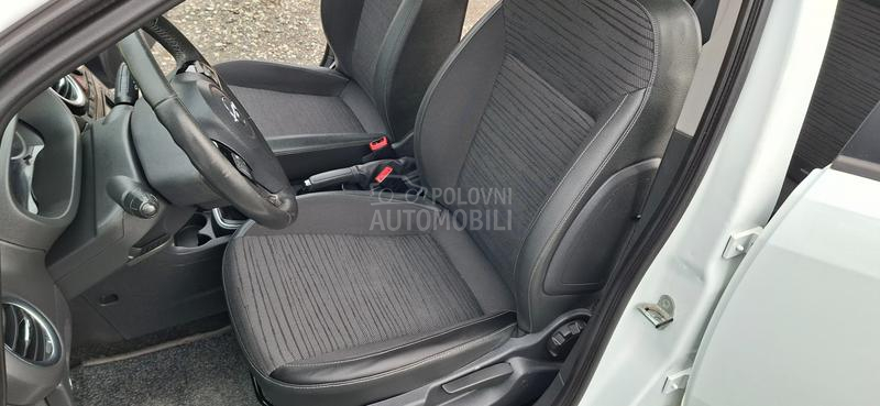 Opel Corsa D 1.2 REZERVISA NO