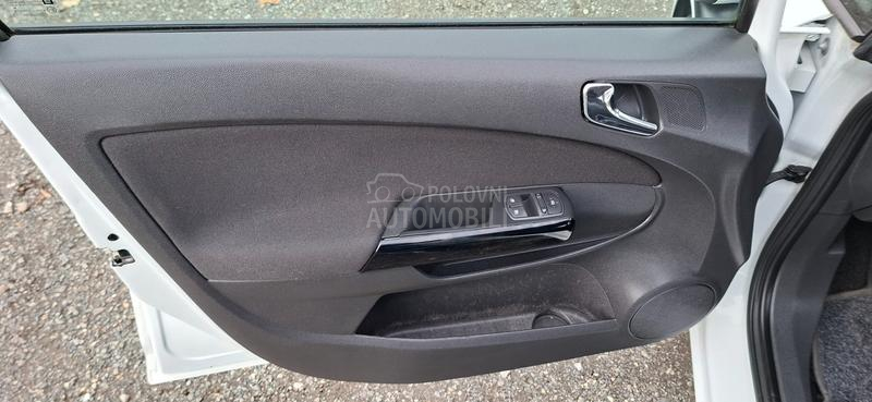 Opel Corsa D 1.2 REZERVISA NO