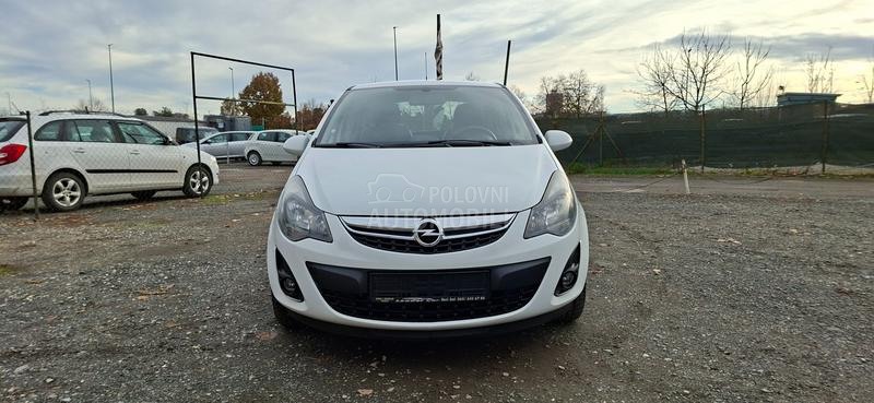 Opel Corsa D 1.2 REZERVISA NO