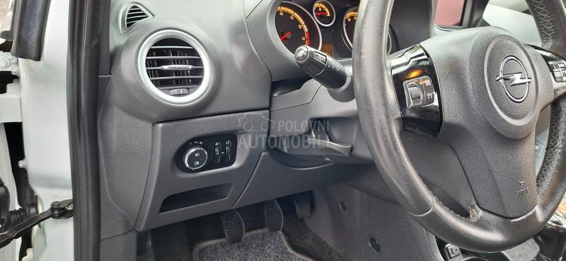 Opel Corsa D 1.2 LPG COSMO NA VI