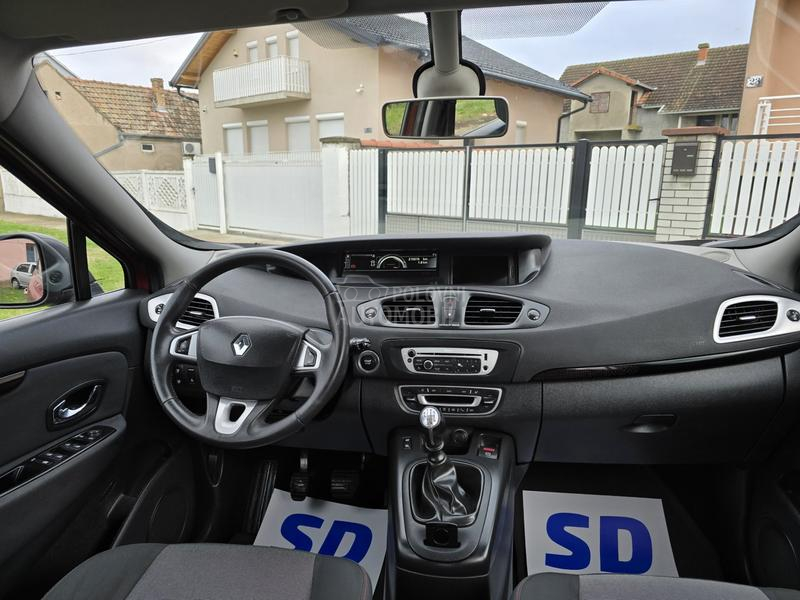 Renault Scenic 1.5 dci