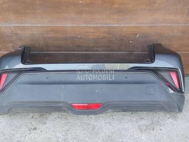 zadnji branik kompletan u boji za Toyota C-HR od 2016. do 2023. god.