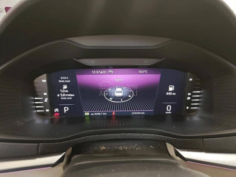 Škoda Karoq 1.5 TSI DSG PAN VIRT