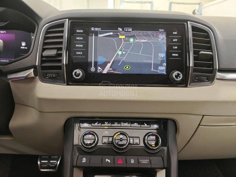 Škoda Karoq 1.5 TSI DSG PAN VIRT