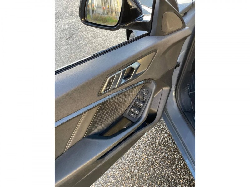 BMW 118 i EXECUTIVE AUT