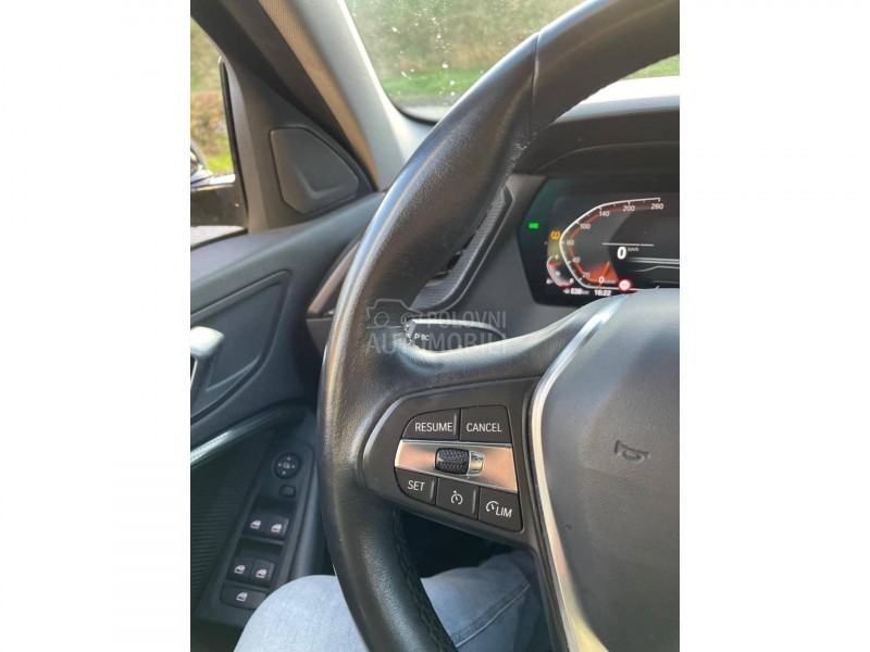 BMW 118 i EXECUTIVE AUT