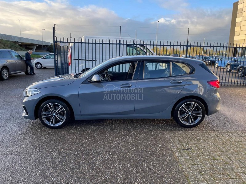 BMW 118 i EXECUTIVE AUT