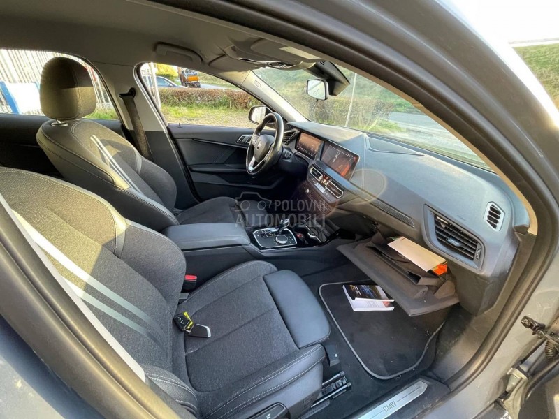 BMW 118 i EXECUTIVE AUT