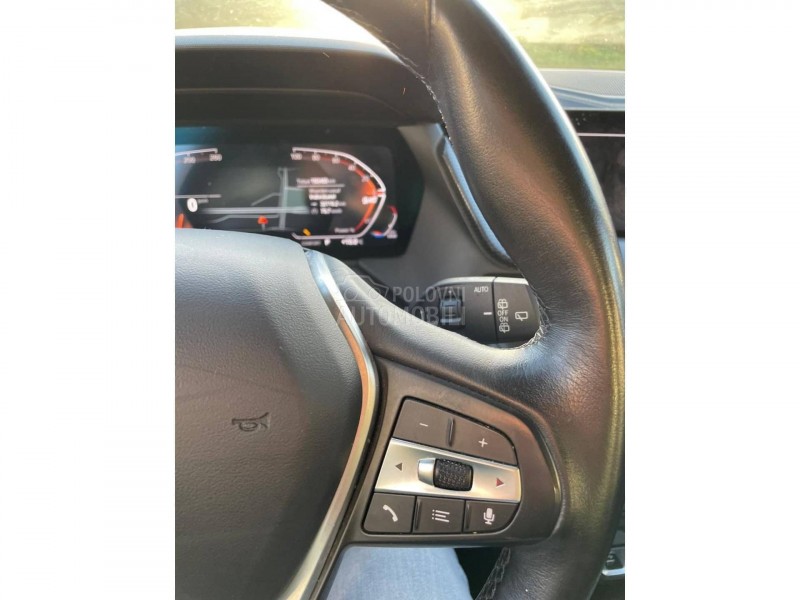 BMW 118 i EXECUTIVE AUT