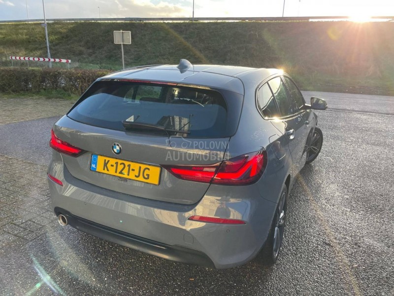 BMW 118 i EXECUTIVE AUT