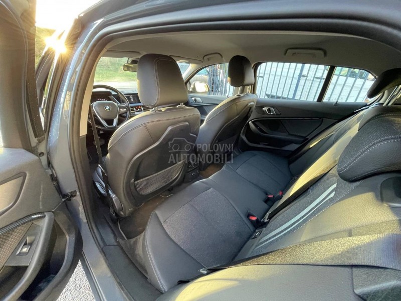 BMW 118 i EXECUTIVE AUT