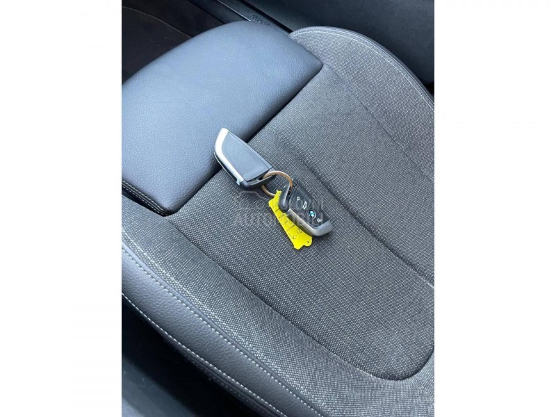 BMW 118 i EXECUTIVE AUT