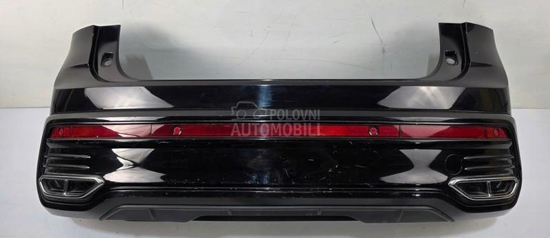 branik zadnji kompletan u boji