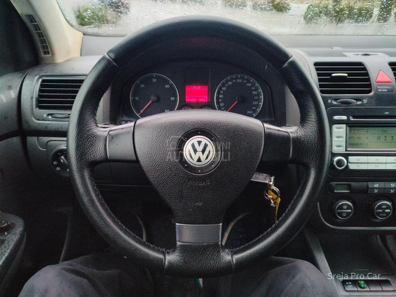 Volkswagen Golf 5 1.9 TDI