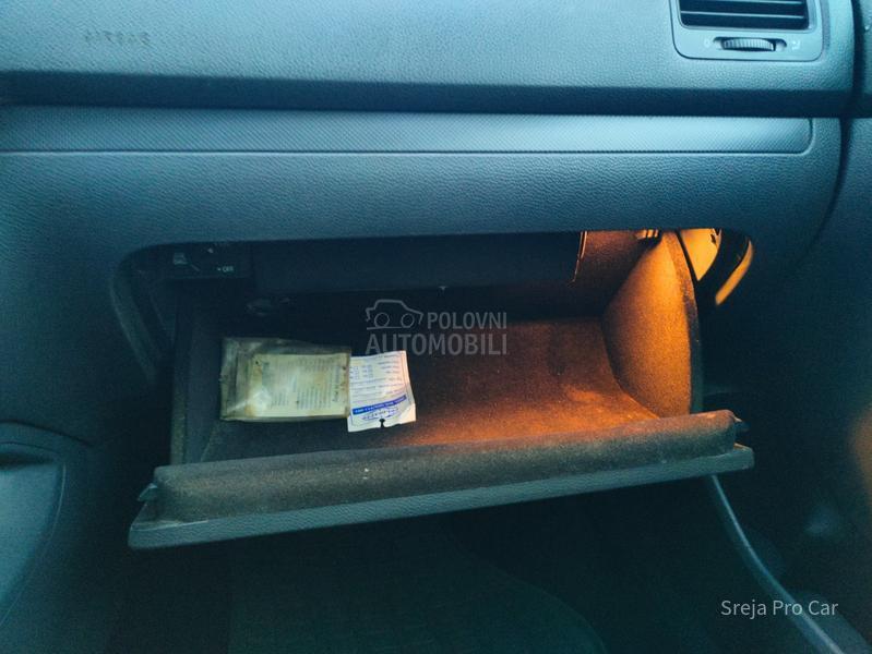 Volkswagen Golf 5 1.9 TDI