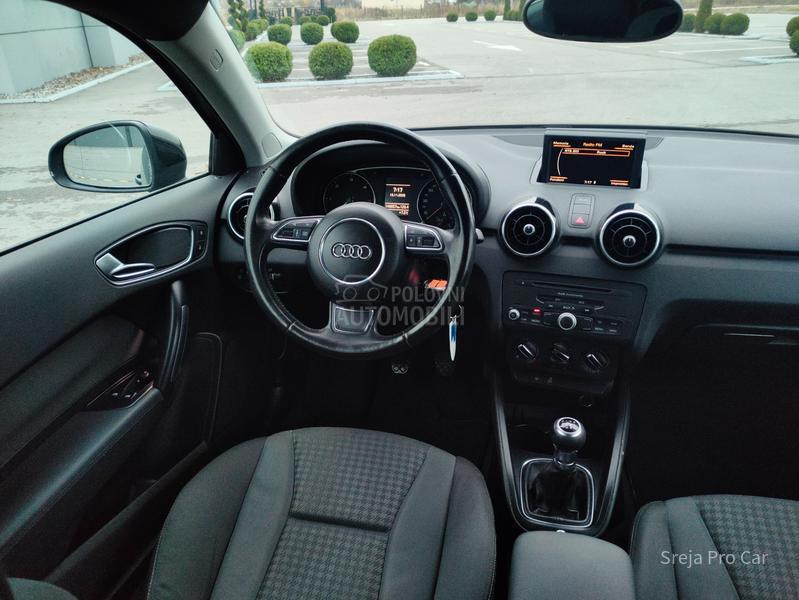 Audi A1 NOV PLIVAJUĆI