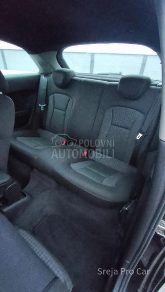 Audi A1 NOV PLIVAJUĆI