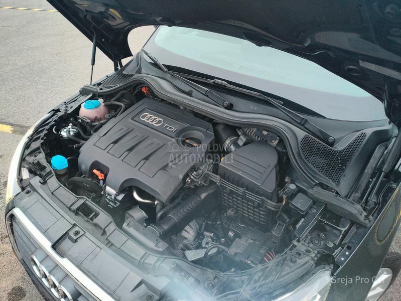 Audi A1 NOV PLIVAJUĆI