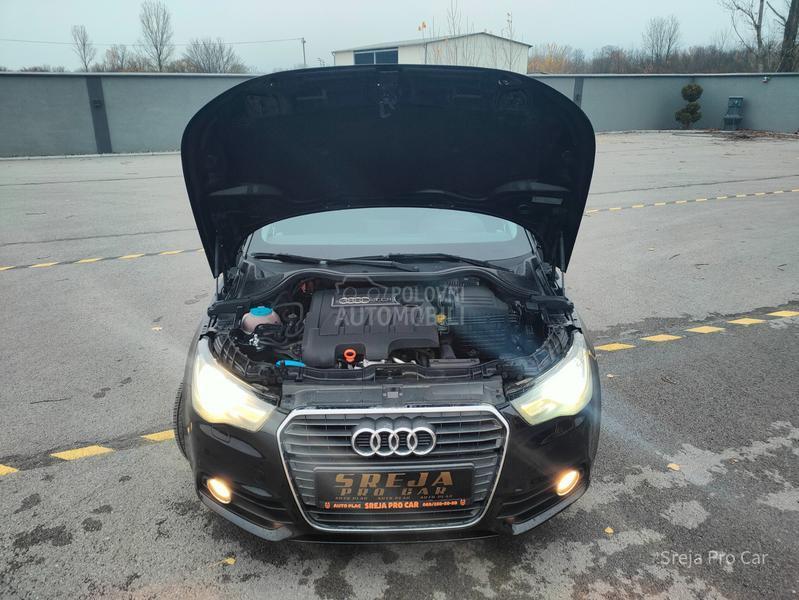 Audi A1 NOV PLIVAJUĆI