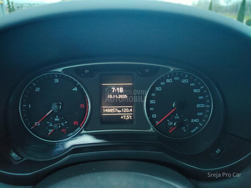 Audi A1 NOV PLIVAJUĆI