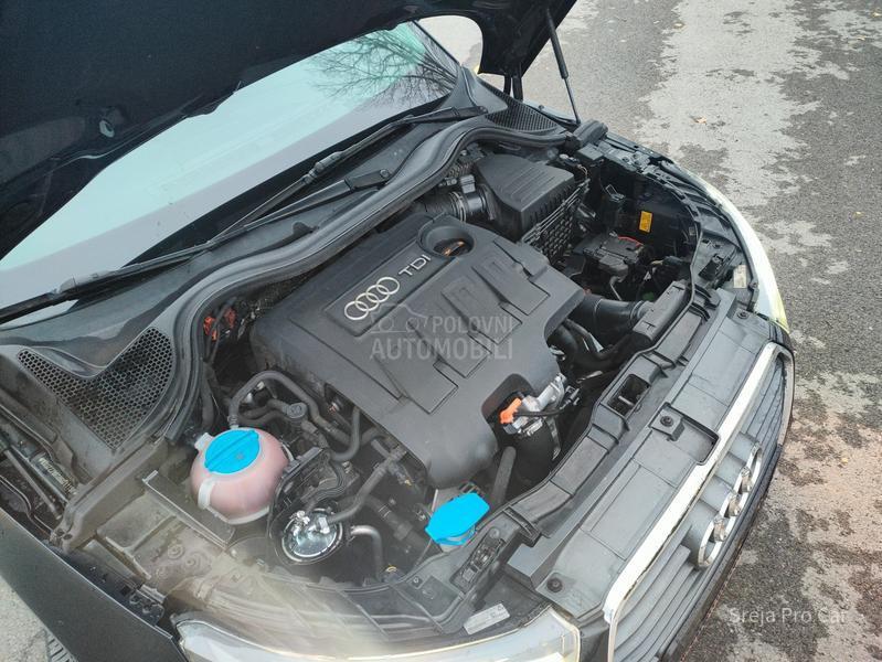 Audi A1 NOV PLIVAJUĆI