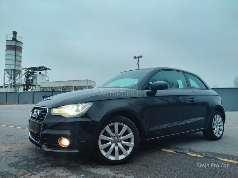 Audi A1 NOV PLIVAJUĆI