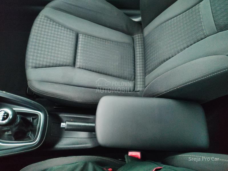 Audi A1 NOV PLIVAJUĆI