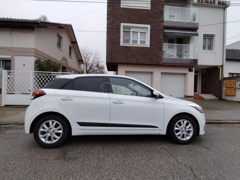 Hyundai i20 1.0 T-GDI Plena