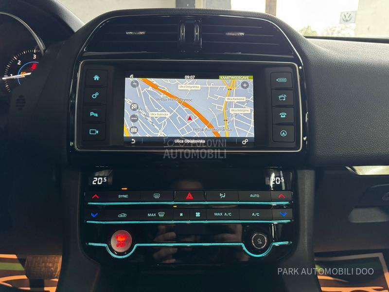 Jaguar F pace R Sport AWD Kam.