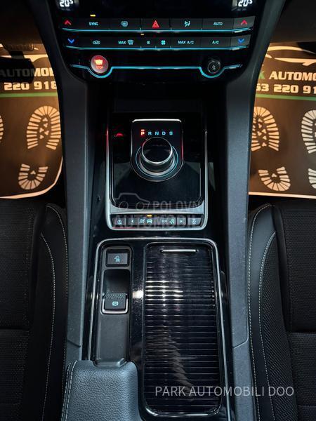 Jaguar F pace R Sport AWD Kam.