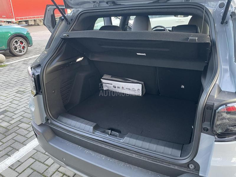 Jeep Avenger UPLAND 4x4 DEMO