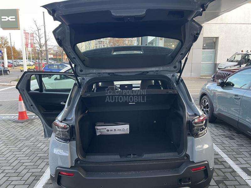 Jeep Avenger UPLAND 4x4 DEMO