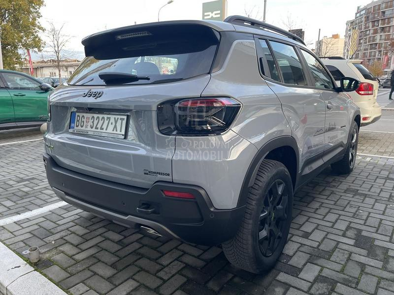 Jeep Avenger UPLAND 4x4 DEMO