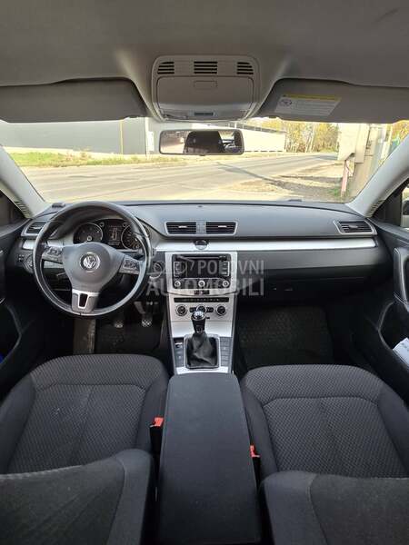Volkswagen Passat B7 
