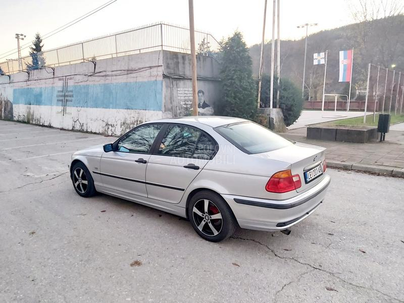BMW 316 77