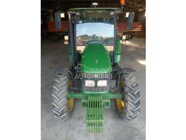 John Deere 5720