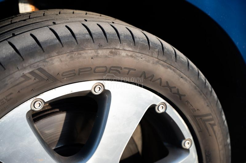 Volkswagen Touran 2.0 TDI Comfortline