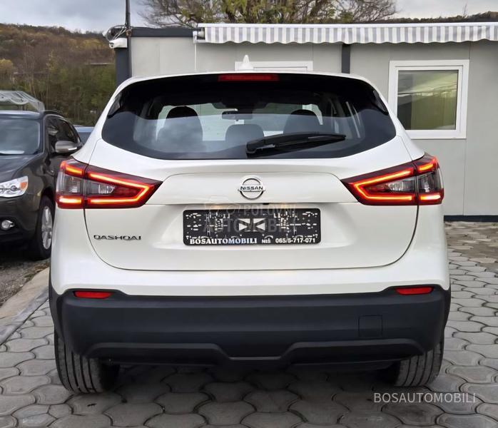 Nissan Qashqai 1.5 dci