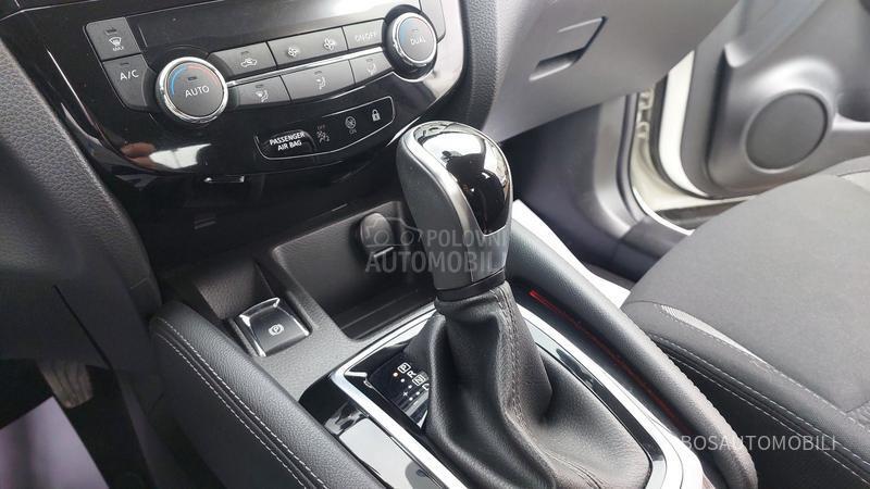 Nissan Qashqai 1.5 dci