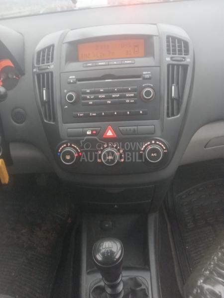 Kia cee`d sw 1.6 crdi