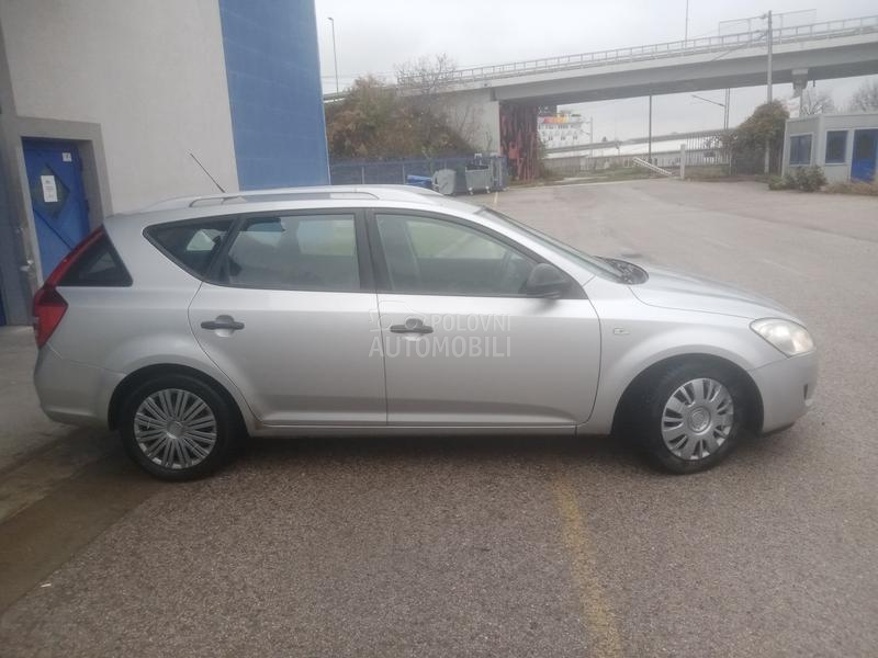 Kia cee`d sw 1.6 crdi