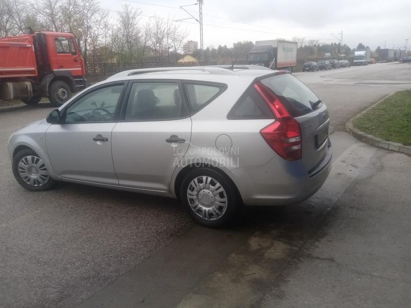 Kia cee`d sw 1.6 crdi